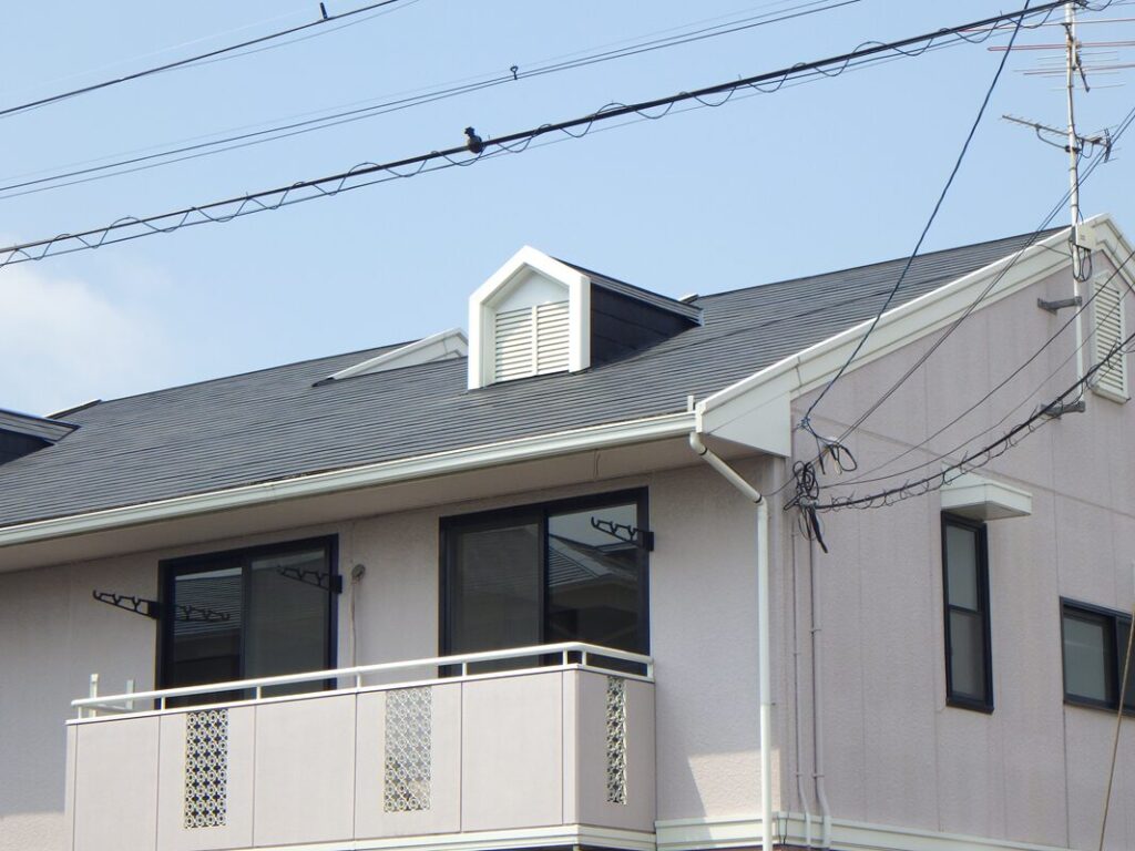 塗装後16年経過した屋根の状態
