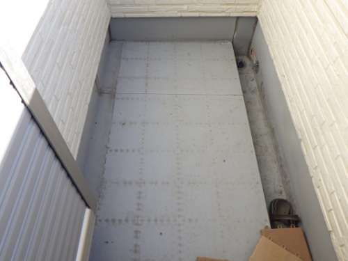 タマホーム住宅のベランダ土間