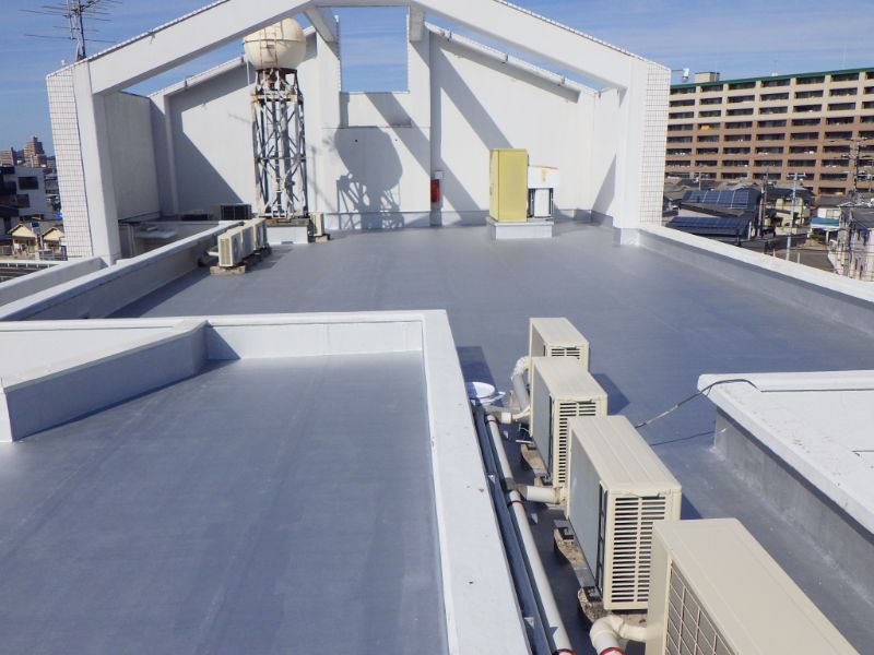 屋上シート防水のトップコート完成写真