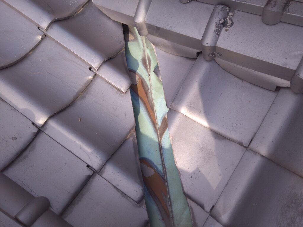 銅板製谷板金の画像