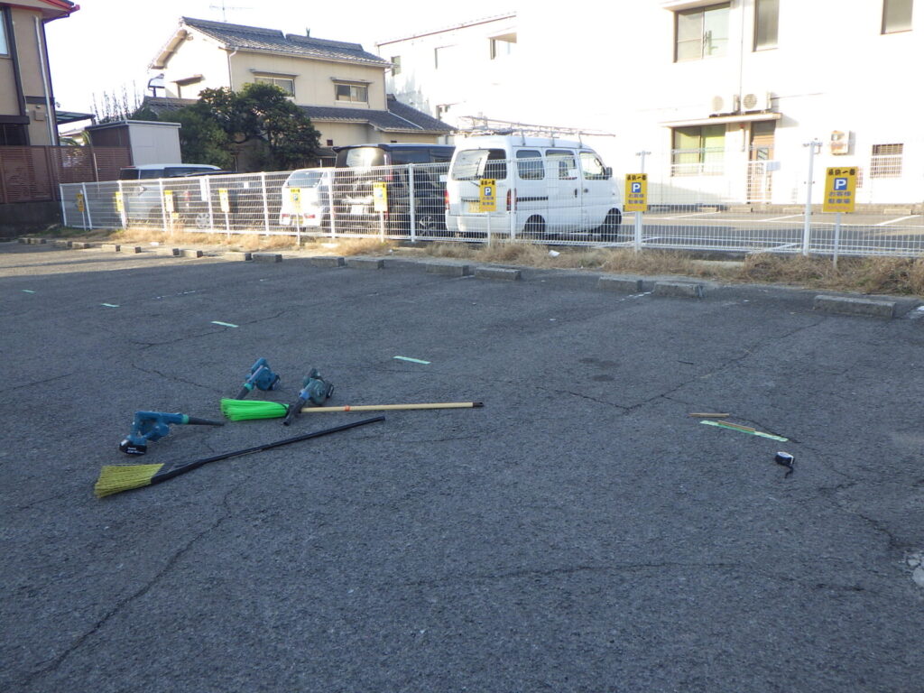 「長浜ラーメン 長浜一番」様　第二駐車場ライン工事塗装前